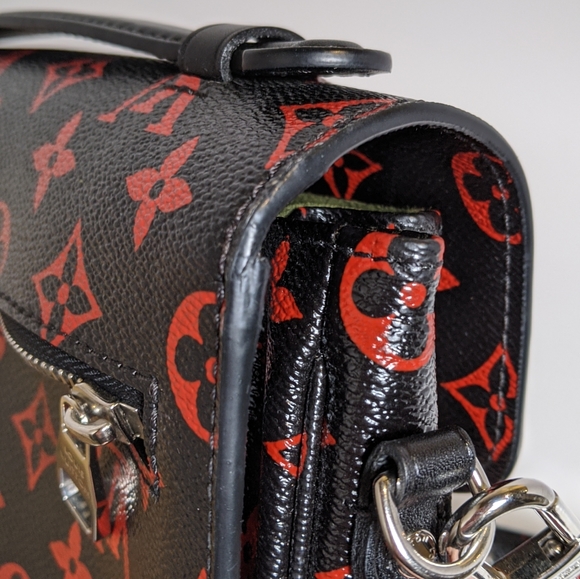 SOLD Louis Vuitton Pochette Red Metis Bag - Picture 7 of 8